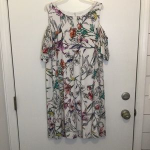 Studio one cold‎ shoulder dress Womens size 14w floral design NWT